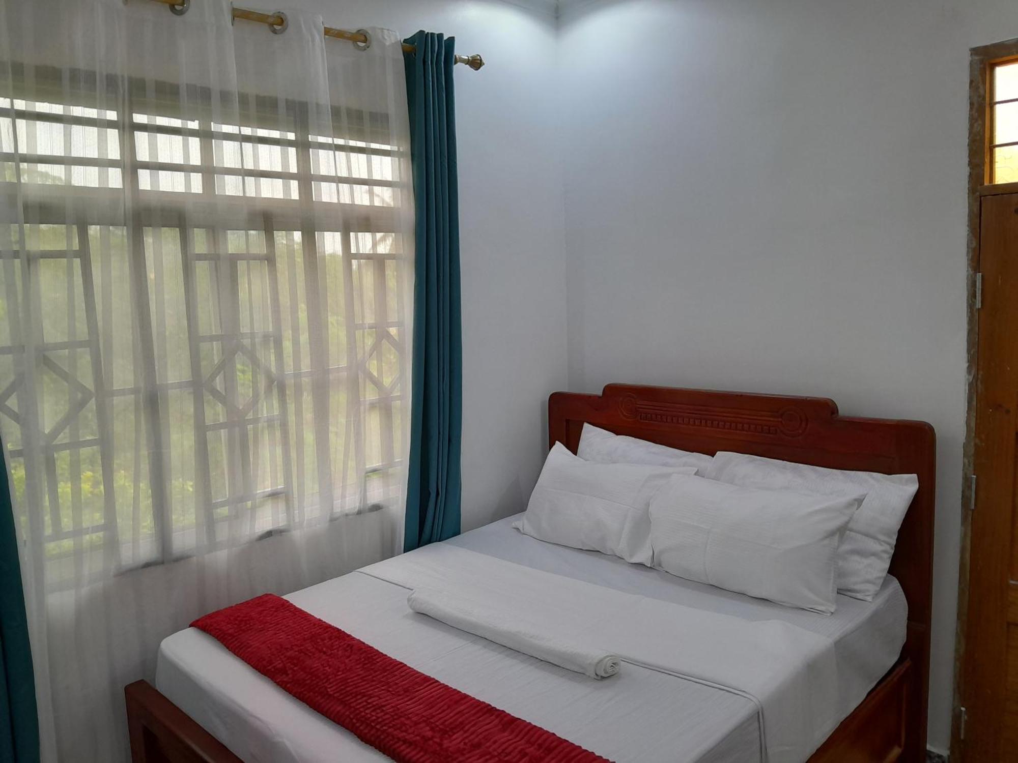 Valley Breeze Hotel Dar es Salaam Buitenkant foto