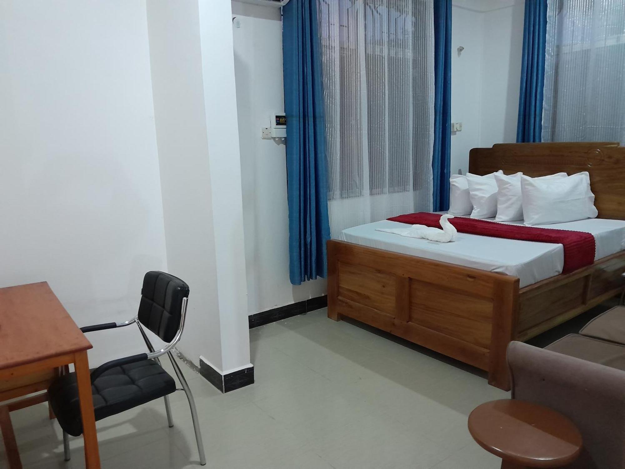 Valley Breeze Hotel Dar es Salaam Buitenkant foto